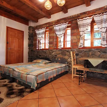 Pensionat Cserhat 3*