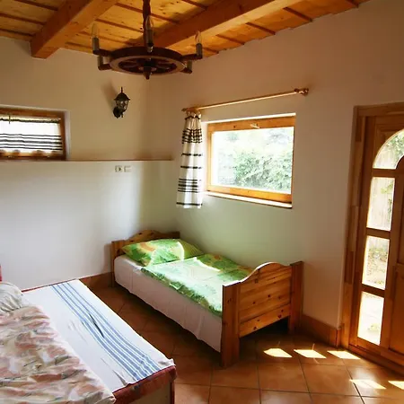 Pensionat Cserhat Felsőtold