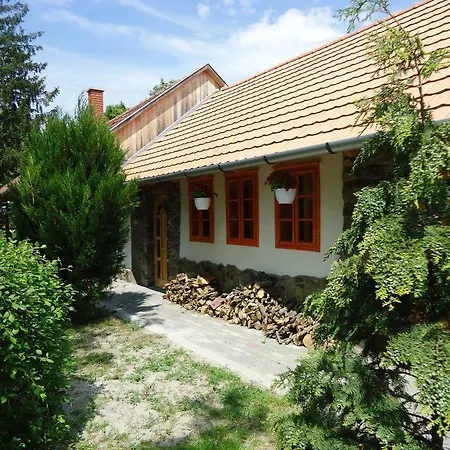 Pensionat Cserhat 3*