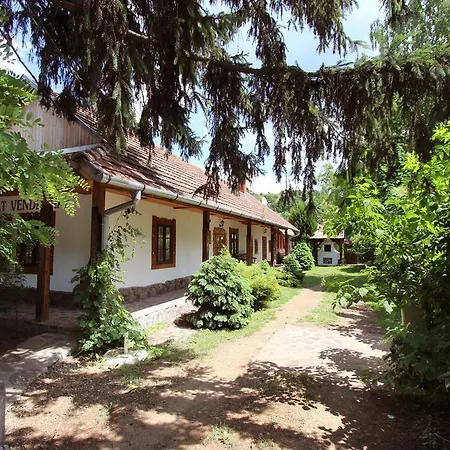 Pensionat Cserhat 3*