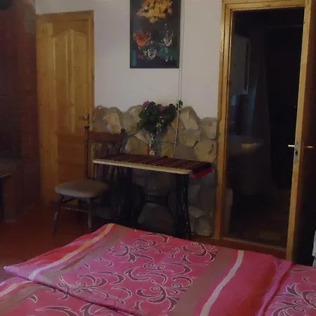 Πανσιόν Cserhat Felsőtold