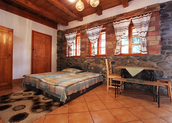 Guest house Cserhat 3*