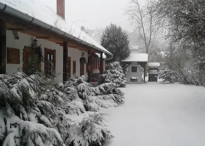 Cserhat Guest house